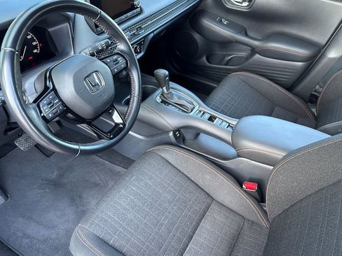 Certified 2025 Honda HR-V Sport image 10