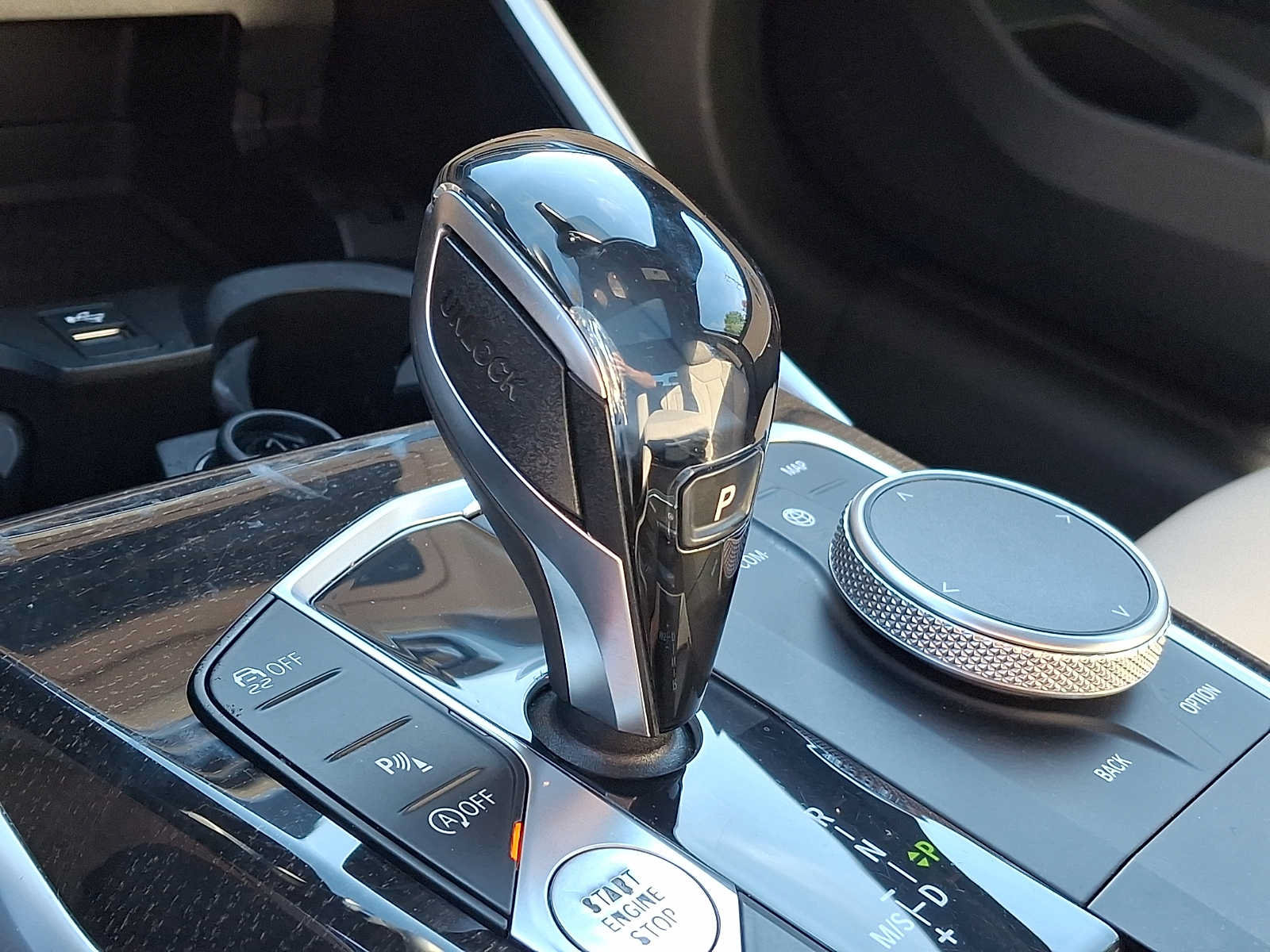 Used 2019 BMW 330i xDrive Sedan w/ Driving Assistance Package AWD/4WD image 13