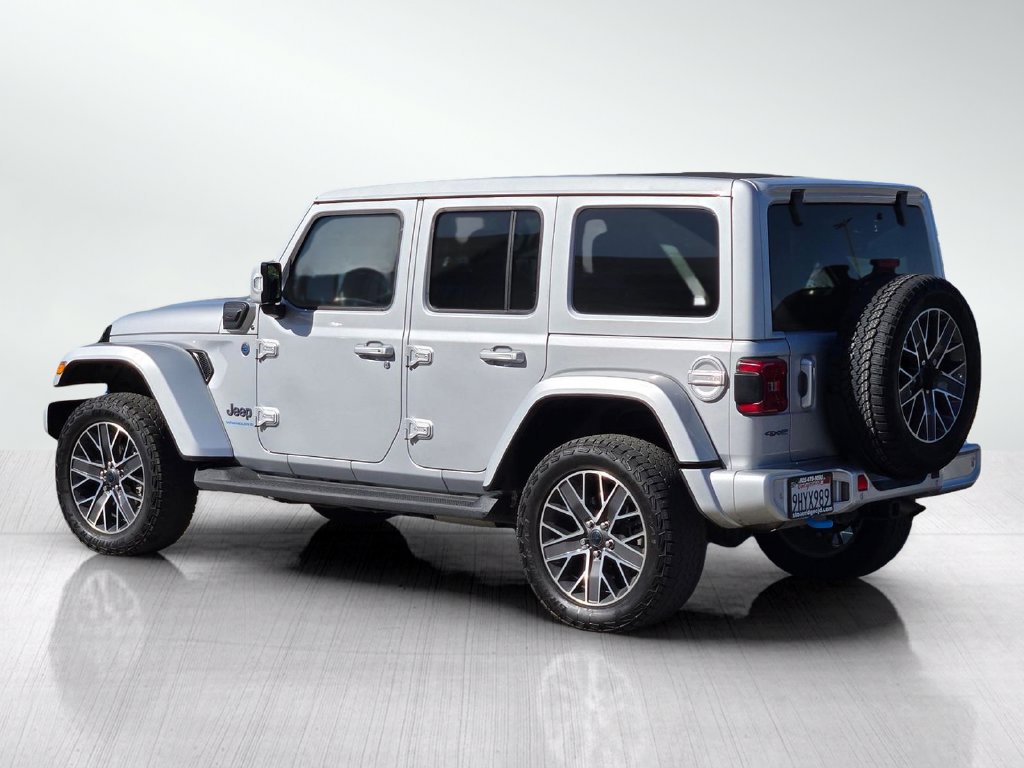 Used 2024 Jeep Wrangler High Altitude AWD/4WD image 8