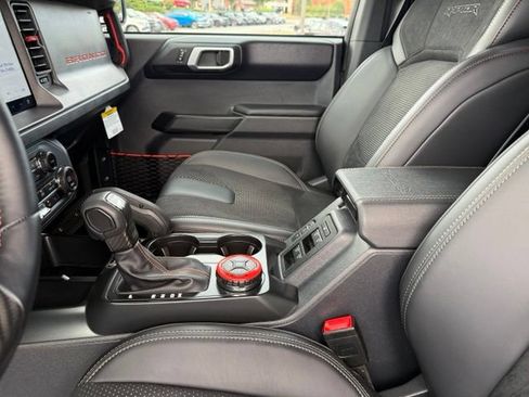 Used 2025 Ford Bronco Raptor AWD/4WD image 24
