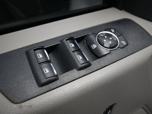 Used 2022 Ford F350 XLT AWD/4WD image 11