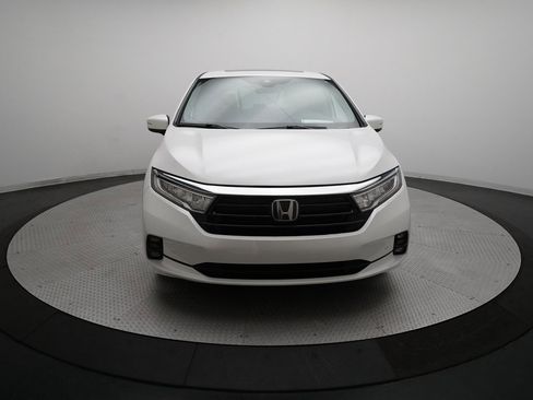 Used 2024 Honda Odyssey Elite image 11