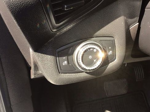 Used 2015 Ford Escape S image 21