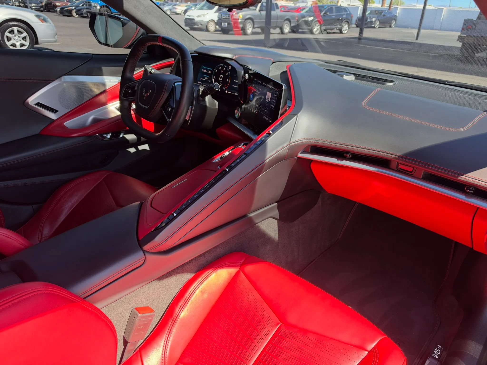 Used 2022 Chevrolet Corvette Stingray Premium Cpe w/ Z51 Performance Package RWD image 22