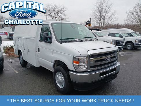 New 2026 Ford E-350 and Econoline 350 Super Duty w/ Power Equipment Group RWD image 3