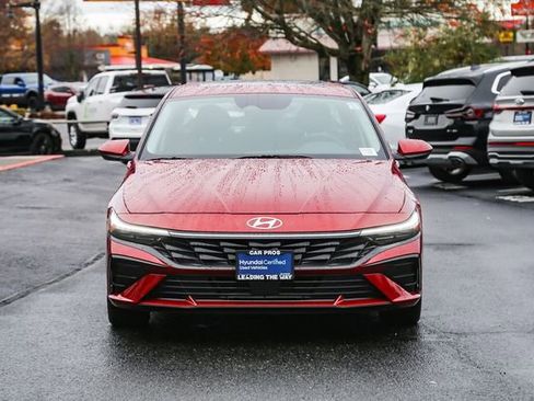 Certified 2024 Hyundai Elantra SEL w/ Convenience Package image 3