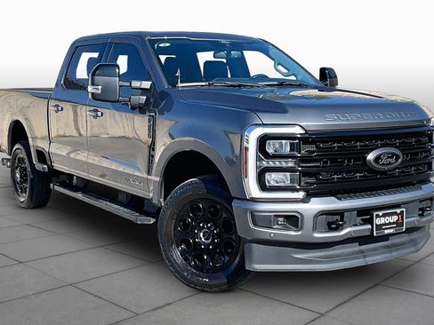 Used 2024 Ford F250 Lariat w/ Lariat Ultimate Package AWD/4WD image 3