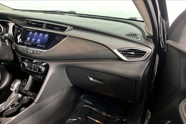 Used 2023 Buick Encore GX Preferred w/ Cold Weather Comfort Package FWD image 16