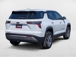 New 2026 Chevrolet Equinox LT w/ Convenience Package II video 2