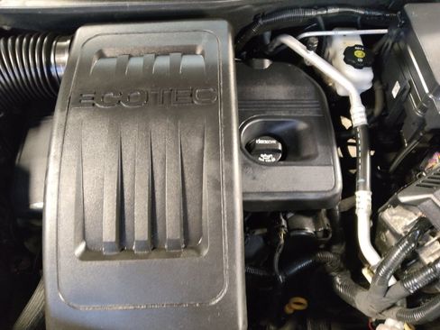 Used 2015 GMC Terrain SLE image 30