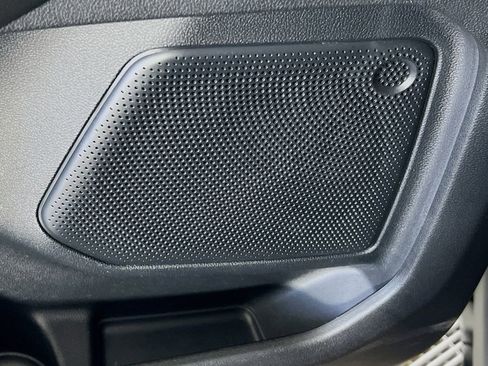 Used 2022 Ford Escape SE w/ SE Sport Appearance Package FWD image 18