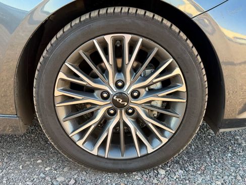 Used 2022 Kia Forte GT-Line w/ GT-Line Premium Package image 7