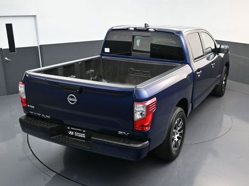 Used 2023 Nissan Titan SV RWD image 15