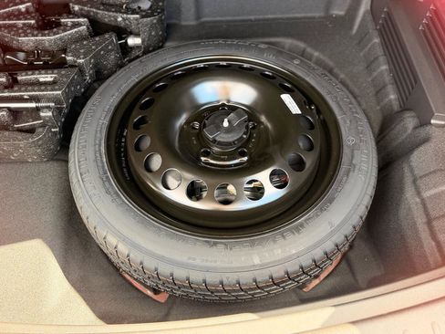 Used 2025 Chevrolet TrailBlazer LT w/ LT Cold Weather Package image 15