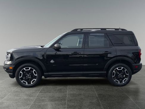 Used 2022 Ford Bronco Sport Outer Banks image 4