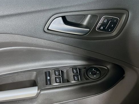 Used 2018 Ford Escape Titanium w/ Ford Safe & Smart Package AWD/4WD image 16