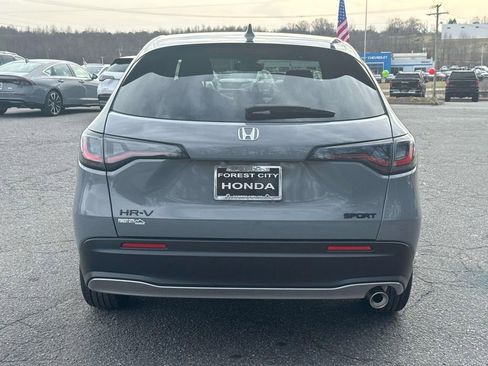 New 2026 Honda HR-V Sport image 4