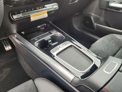 New 2026 Mercedes-Benz GLA 35 AMG 4MATIC image 23