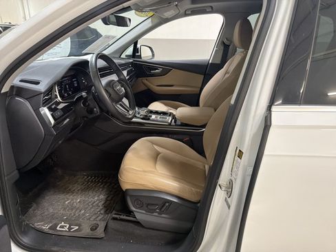 Used 2022 Audi Q7 3.0T Premium AWD/4WD image 6