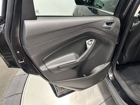 Used 2013 Ford Escape Titanium w/ Parking Technology Pkg image 23