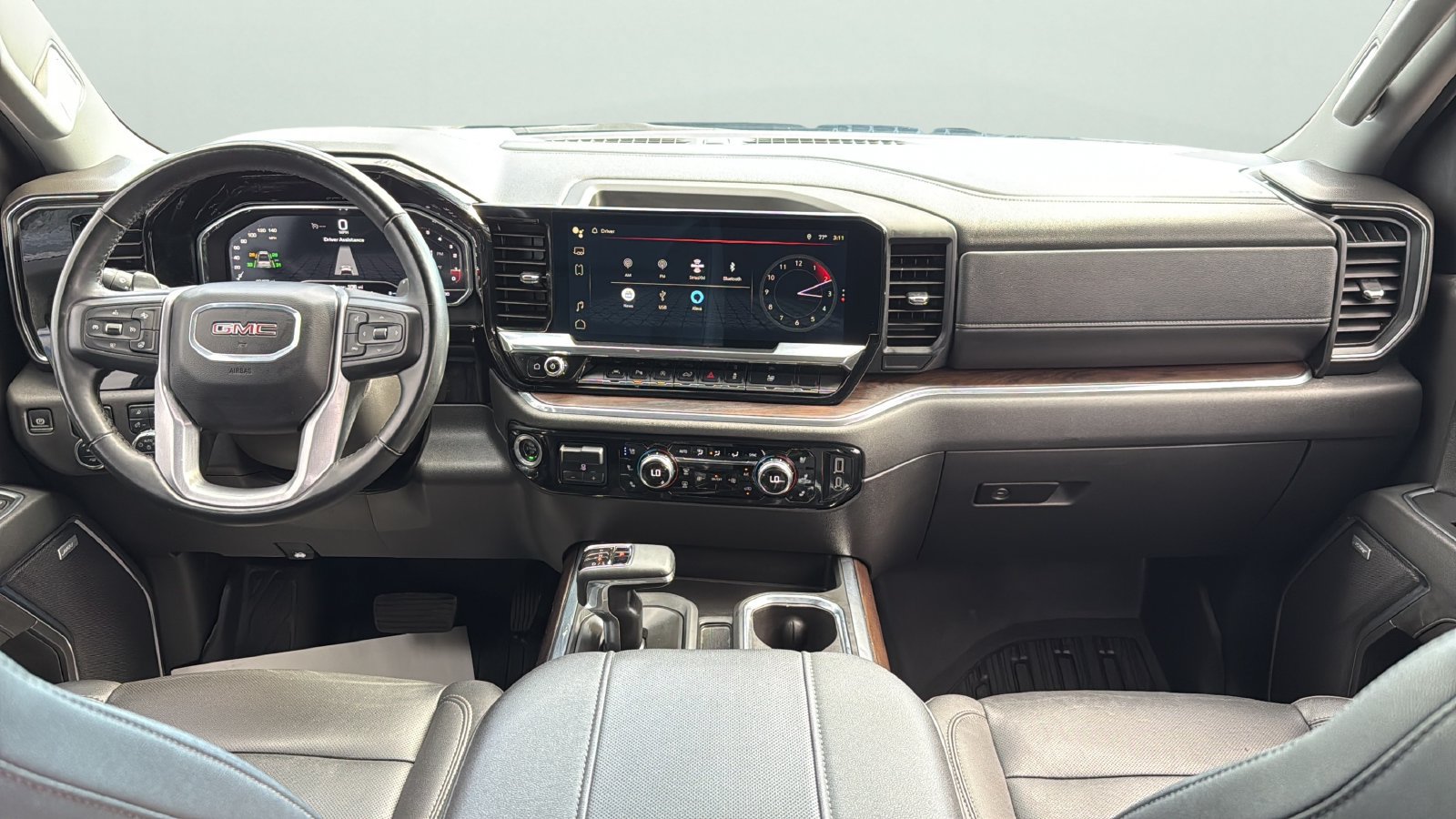 Used 2024 GMC Sierra 1500 SLT AWD/4WD image 18