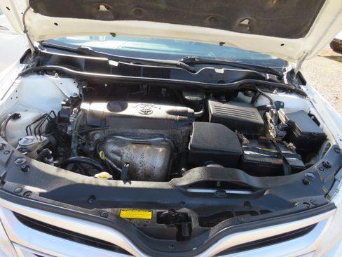 Used 2013 Toyota Venza LE image 29