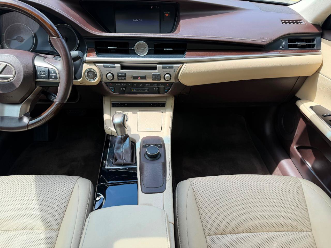 Used 2016 Lexus ES 350 w/ Premium Package w/Wood Trim FWD image 37