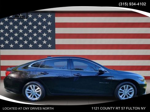Used 2016 Chevrolet Malibu LT w/ Leather Package FWD image 4