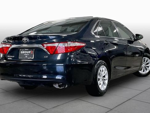 Used 2017 Toyota Camry LE image 13
