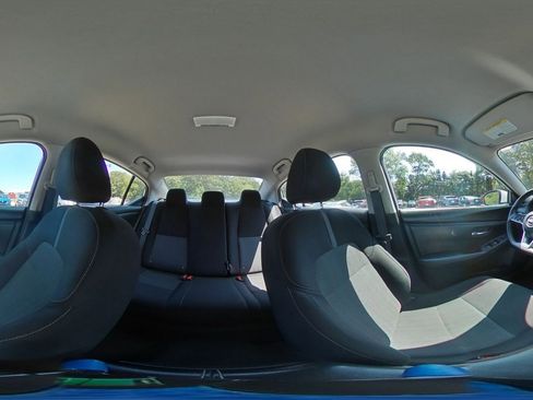 Used 2024 Nissan Sentra SV image 40