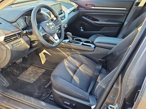 Used 2023 Nissan Altima 2.5 SV image 17