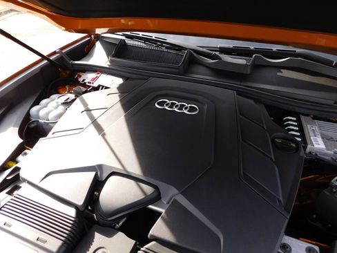 Used 2019 Audi Q8 Prestige image 30