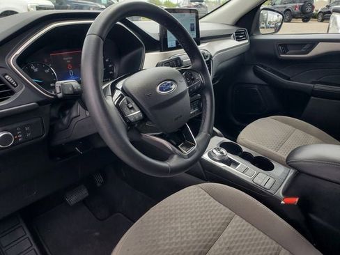 Used 2022 Ford Escape SE w/ SE Sport Appearance Package FWD image 10