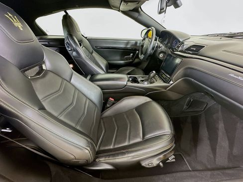 Used 2018 Maserati GranTurismo Convertible image 27