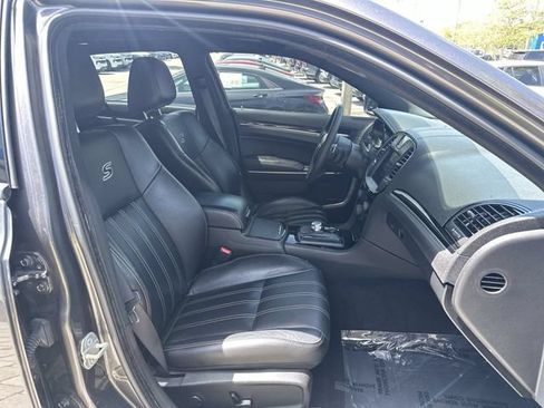 Used 2023 Chrysler 300 S RWD image 29