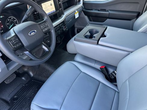 New 2026 Ford F250 XL w/ XL Chrome Package image 10