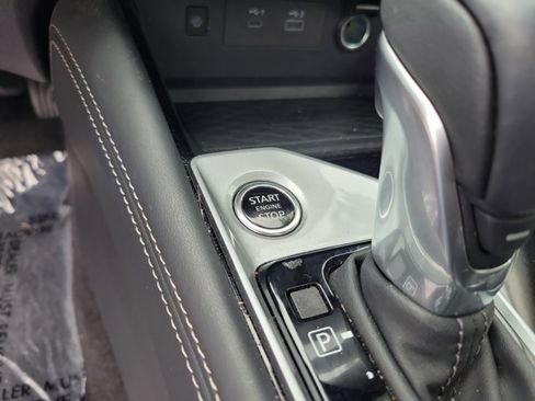 Used 2025 Nissan Altima 2.5 SL FWD image 31