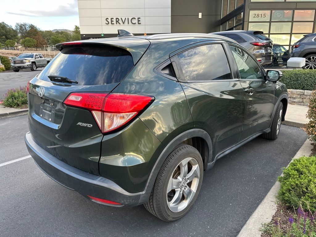 Used 2016 Honda HR-V EX-L image 4