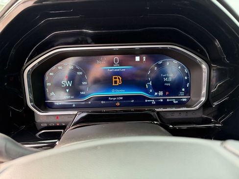 Used 2022 Chevrolet Silverado 1500 RST w/ Redline Edition image 28