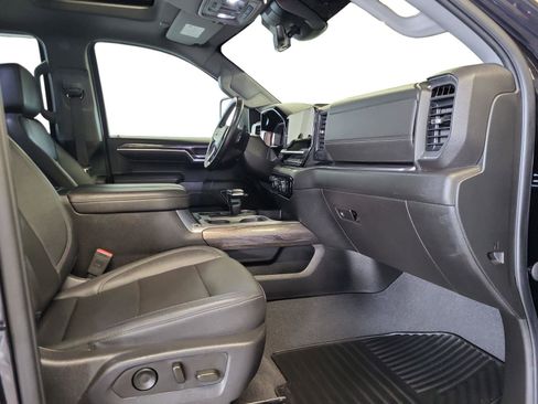 Used 2023 Chevrolet Silverado 1500 LTZ w/ LTZ Premium Package image 15