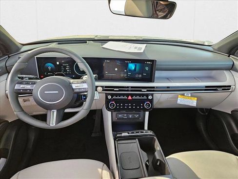 New 2026 Hyundai Tucson Limited image 11