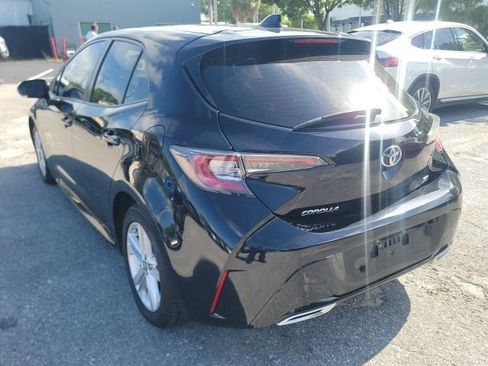 Used 2019 Toyota Corolla SE w/ SE Option Package FWD image 3