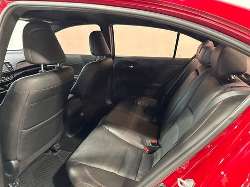 Used 2017 Honda Accord Sport Special Edition image 30