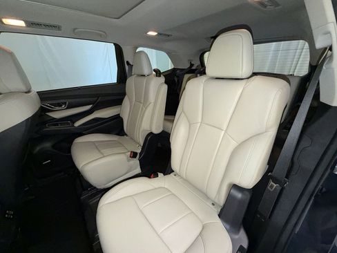 Used 2023 Subaru Ascent Limited w/ Technology Package AWD/4WD image 12