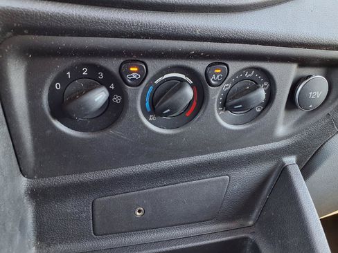 Used 2018 Ford Transit 150 130 Low Roof RWD image 12
