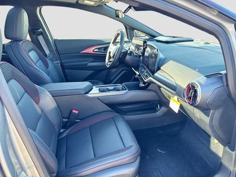 New 2026 Chevrolet Equinox EV RS AWD/4WD image 32