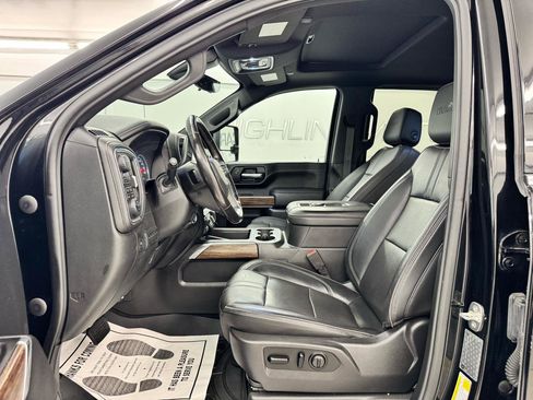 Used 2020 Chevrolet Silverado 2500 High Country w/ Z71 Off-Road Package AWD/4WD image 8