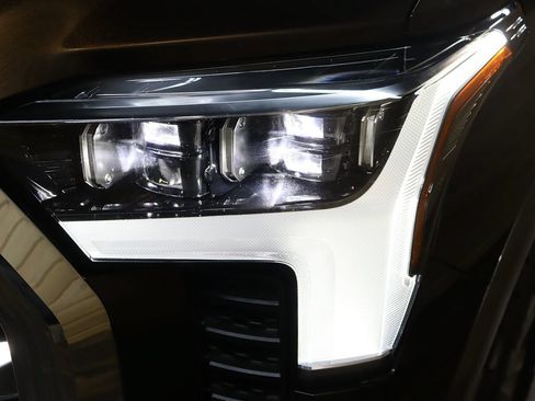 Used 2024 Toyota Tundra 1794 Edition AWD/4WD image 12