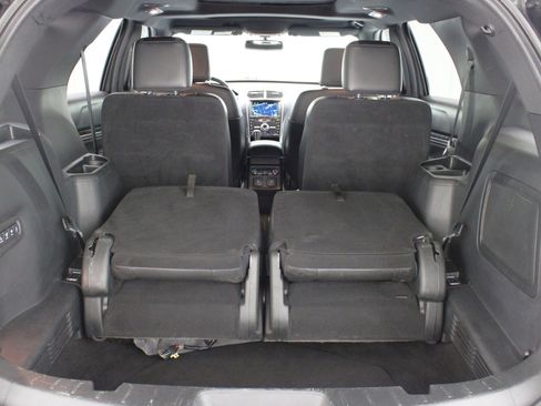 Used 2018 Ford Explorer Limited image 75