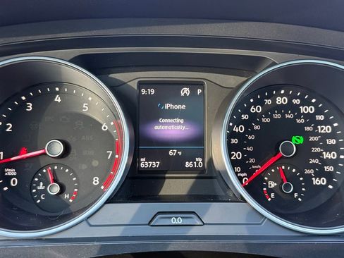 Used 2019 Volkswagen Tiguan SE w/ Panoramic Sunroof Package image 21